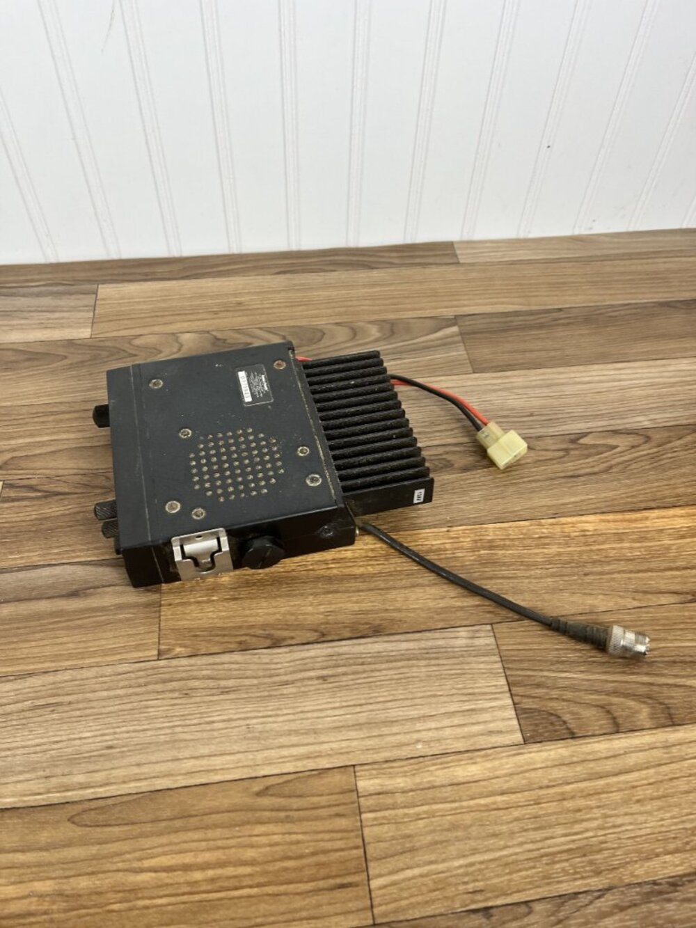 Radio Shack HTX-242-Meter Amateur VHF-FM Mobile Transceiver No Mic - Picture 6 of 9